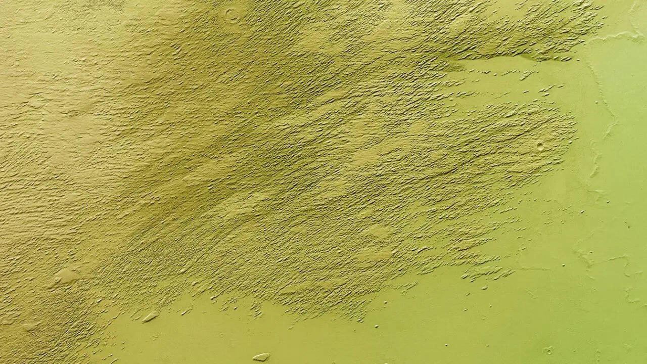विशालकाय आकृत्तियां