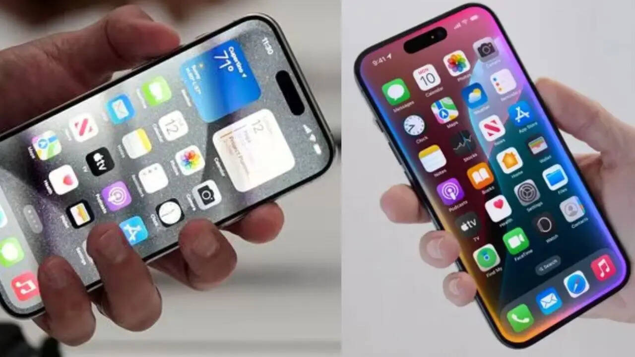 iPhone 15 में मिलने वाले फीचर्स की बात करें तो इसमें कंपनी ने एल्यूमिनियम फ्रेम के साथ ग्लास बैक पैनल दिया है। इसमें आपको 6.1 इंच की सुपर रेटिना डिस्प्ले मिलती है जिसमें आपको डॉल्बी विजन के साथ HDR10 का फीचर मिलता है। पानी से स्मार्टफोन को सेफ रखने के लिए इसमें IP68 रेटिंग दी गई है।