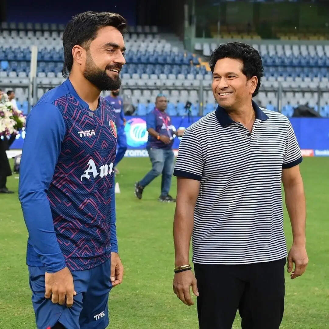 स्पिन की जिम्मेदारी राशिद खान