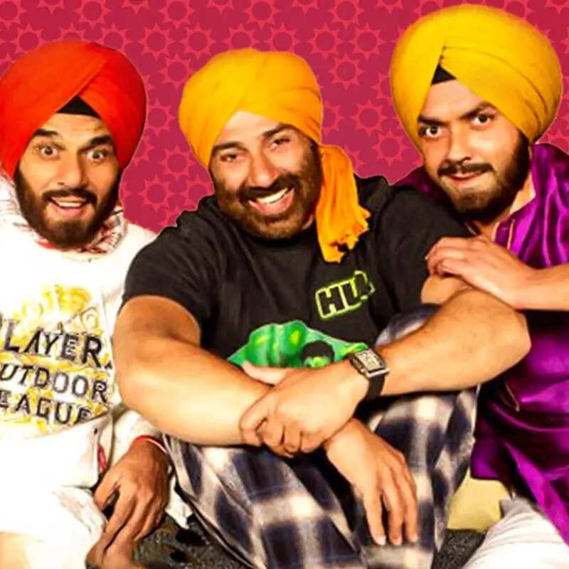 'यमला पगला दीवाना'