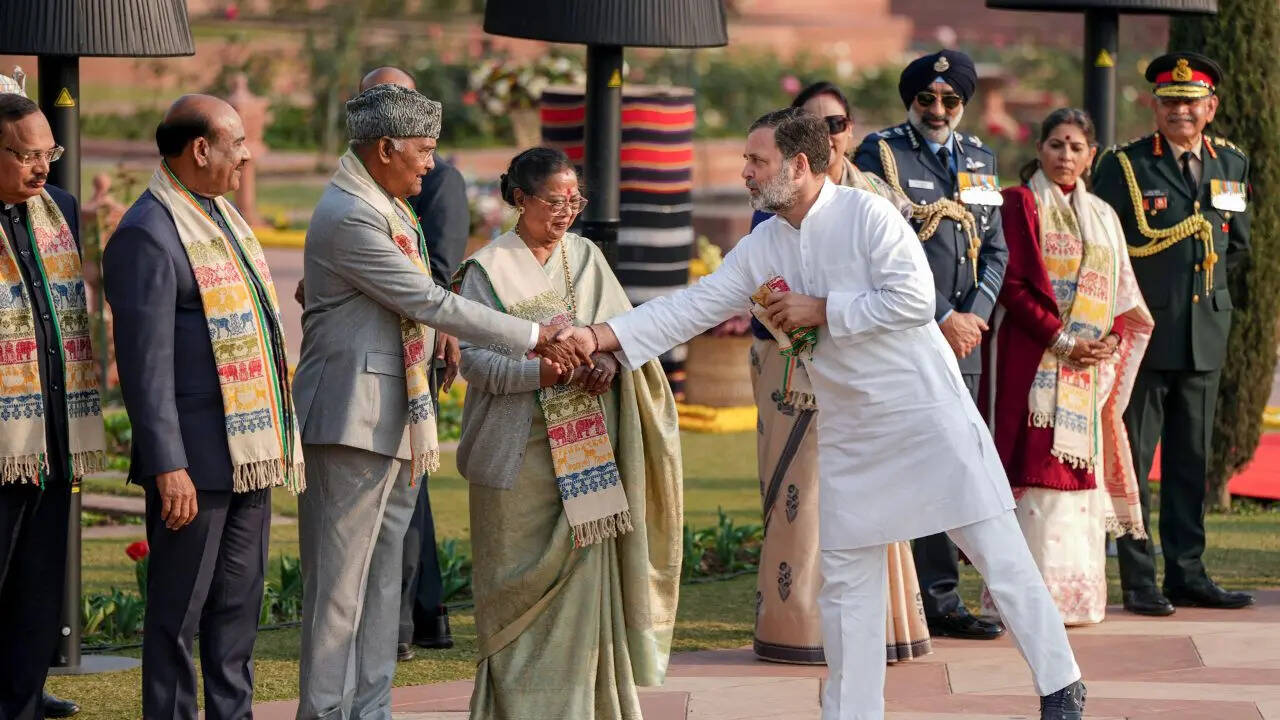 ये लोग रहे उपस्थित