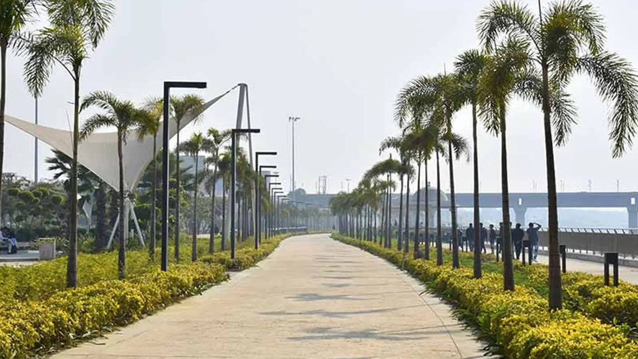 गोमती रिवरफ्रंट पार्क
