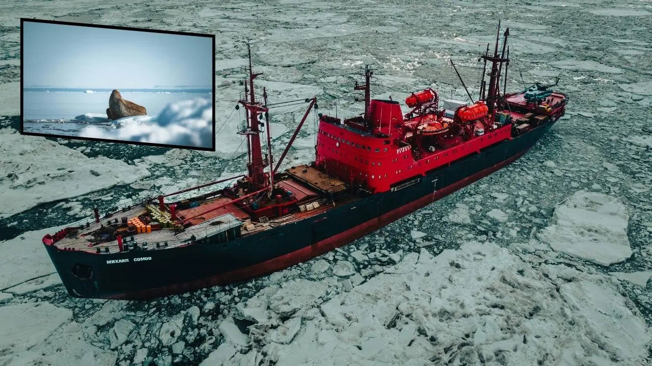 where is Arctic Ocean, आर्कटिक महासागर कहां है?