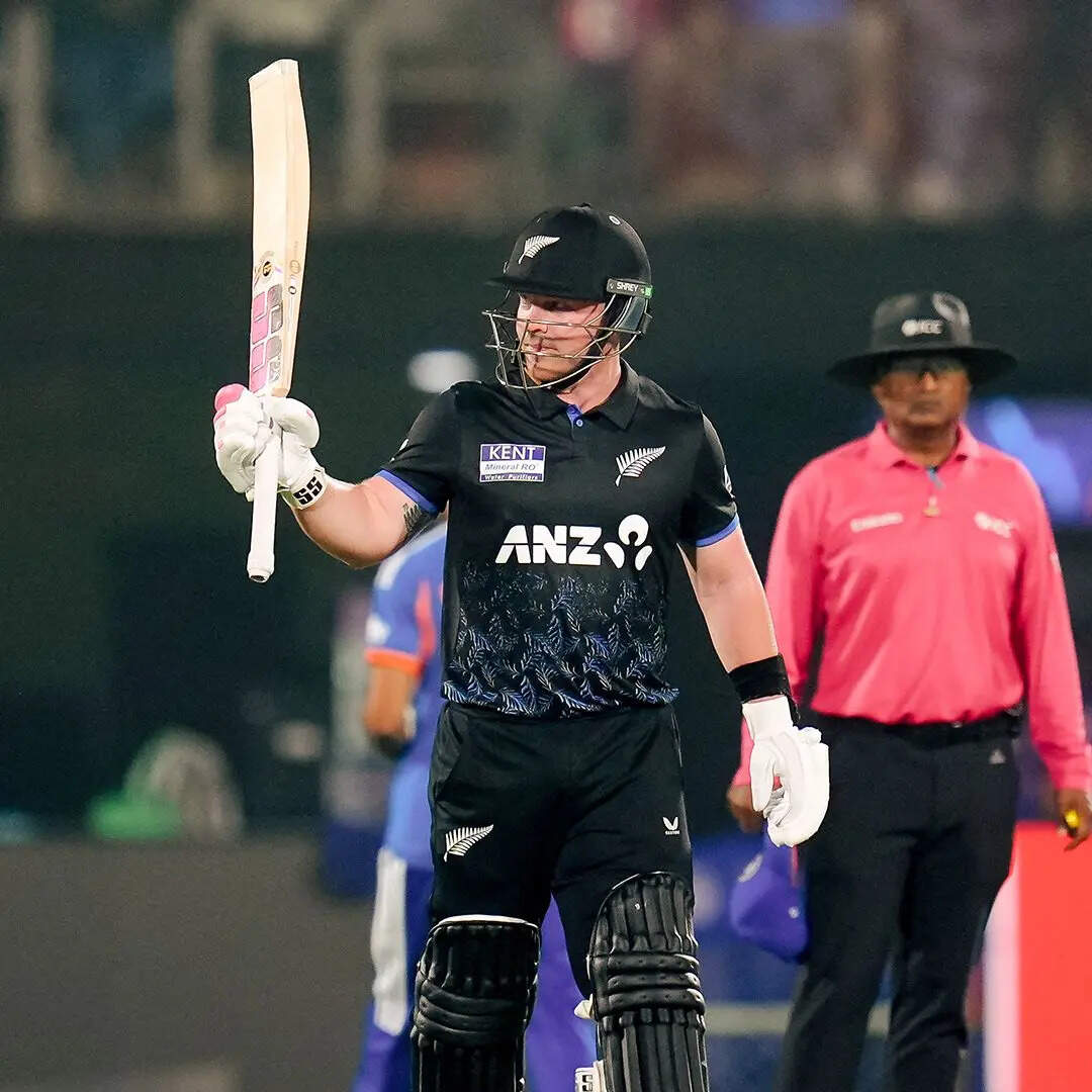 न्यूजीलैंड का विशाल स्कोर