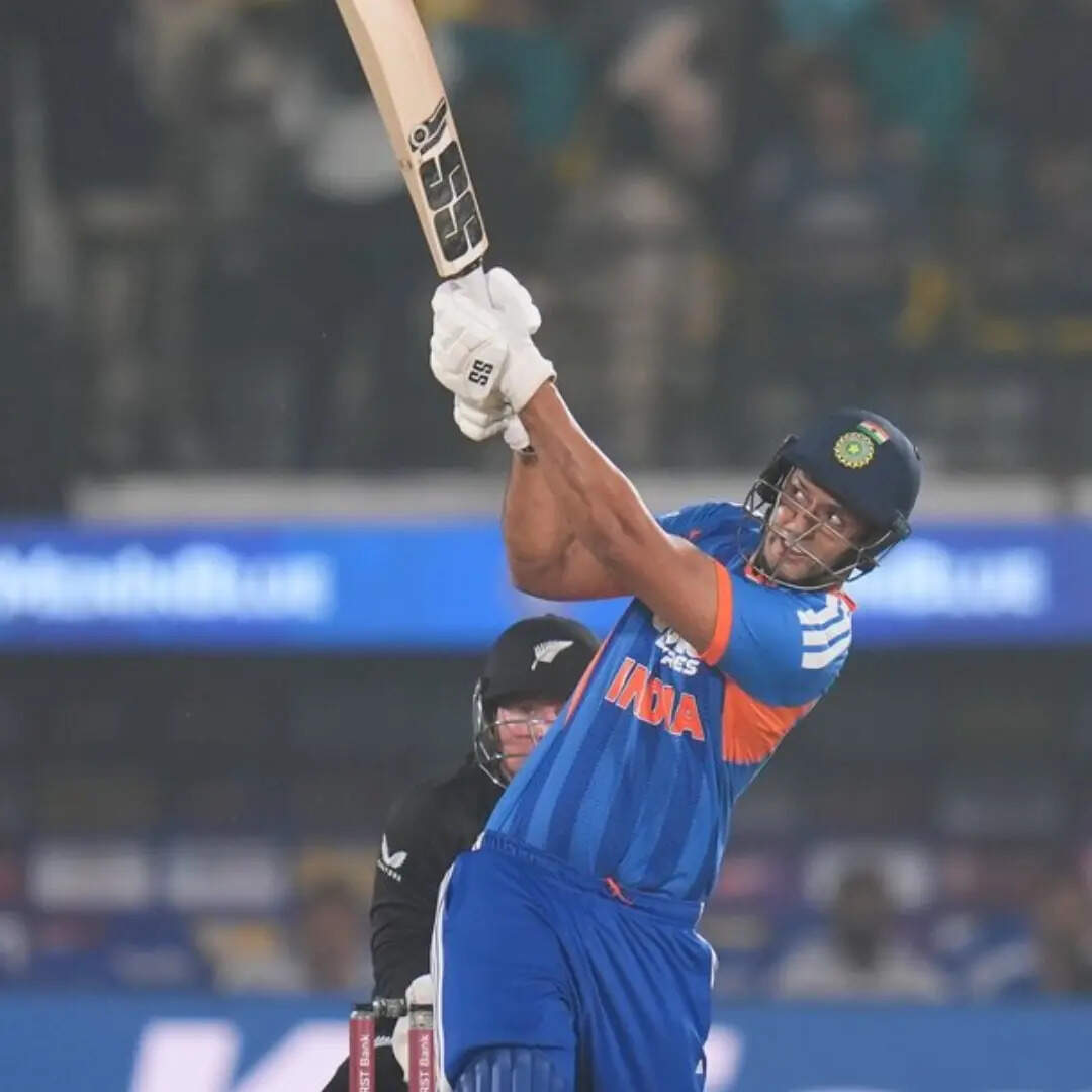 ईश सोढ़ी के ओवर में बटोरे 29 रन