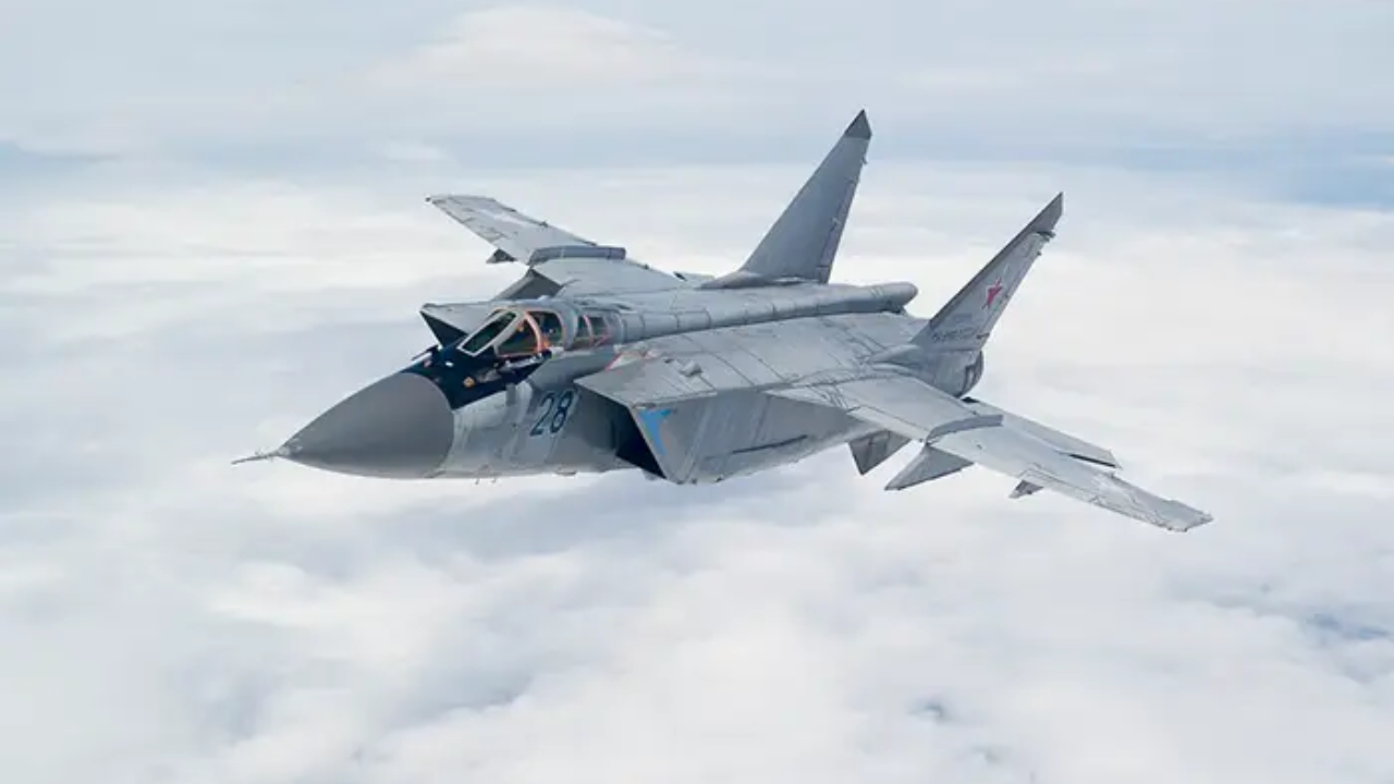 2 मिकोयान मिग-31Mikoyan MiG-31 