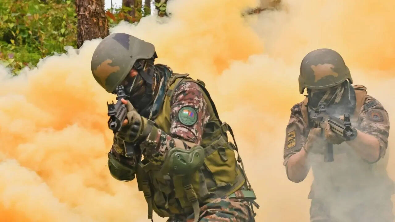Pakistan, China, Bangladesh Ka Raksha Budget Kitna Hai-Indian Army will ...