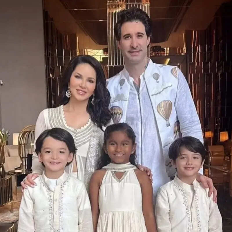 सनी लियोन-डेनियल वीबर (Sunny Leone-Daniel Weber)