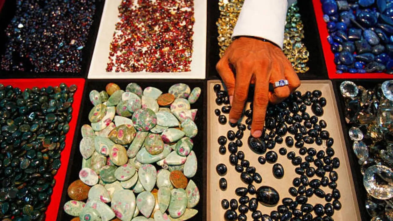 क्रिटिकल मिनरल्स पर है चीन का दबदबा