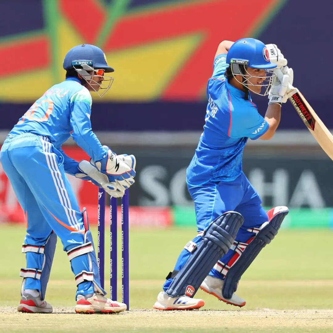 टीम को पहुंचाया बड़े स्कोर तक