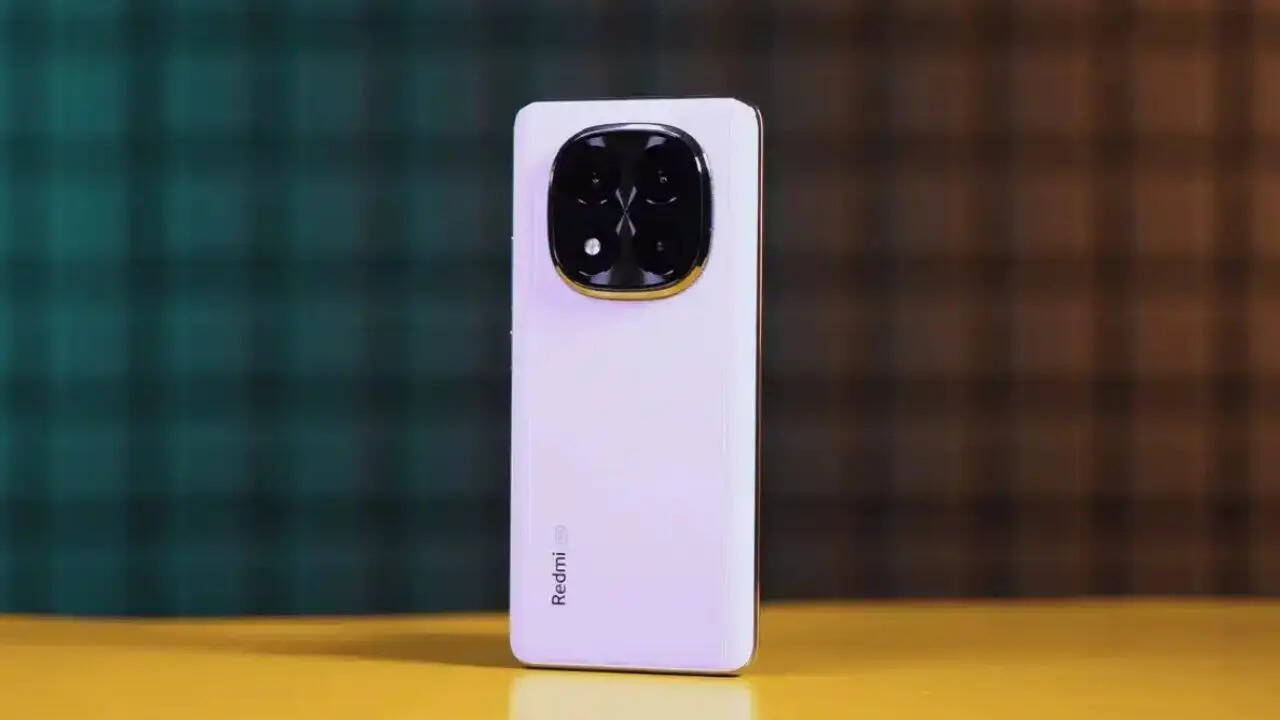 फ्लिपकार्ट की तरफ से दिए जा रहे बैंक ऑफर का फायदा लेकर आप एक्स्ट्रा बचत भी कर पाएंगे। अगर आप अपने पुराने स्मार्टफोन को एक्सचेंज कराते हैं तो आप 14 हजार रुपये से ज्यादा की बचत कर सकते हैं। Redmi Note 5G में आपको 8GB की रैम 128GB की स्टोरेज और 50 मेगापिक्सल का रियर कैमरा मिलेगा।