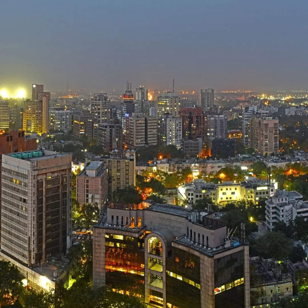 मुंबई और बेंगलुरु की स्थिति