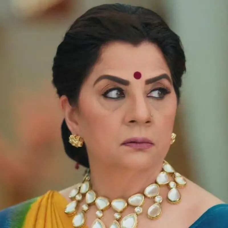 रजनी की बेटी पर होगा वसुंधरा को शक