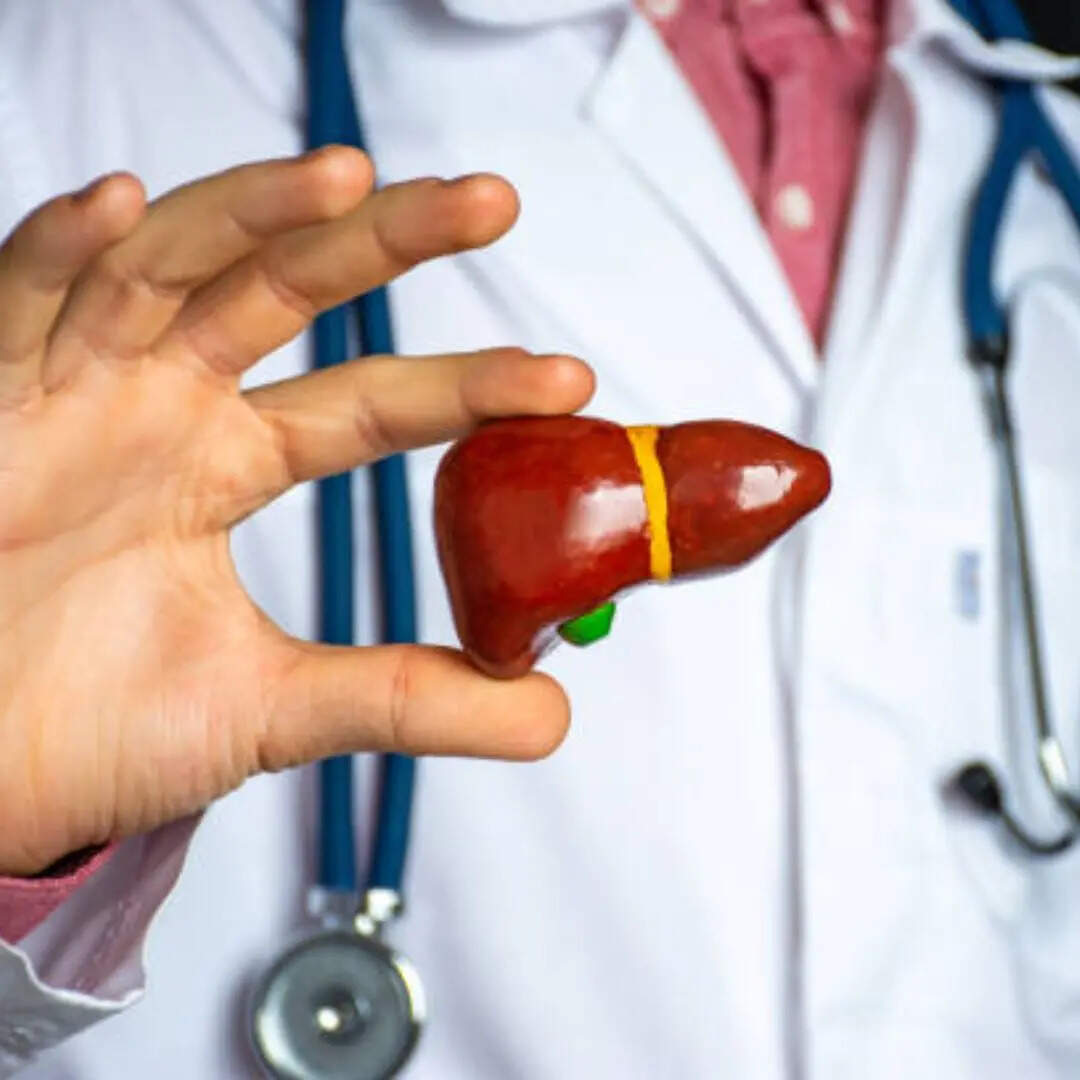 लिवर की चर्बी घटाने में बथुआ कैसे मदद करता है