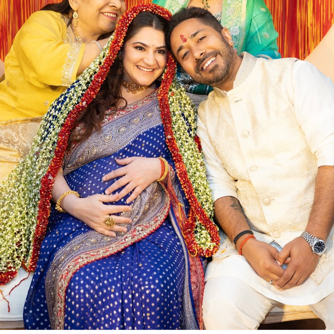 प्रेगनेंसी ग्लो खूब दिखा