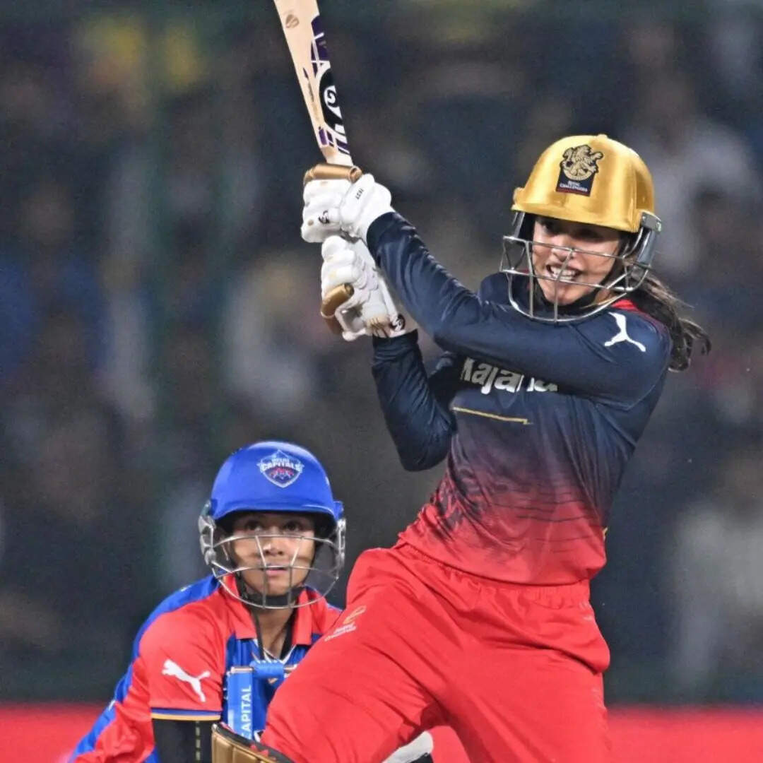 मंधाना की कप्तानी पारी 