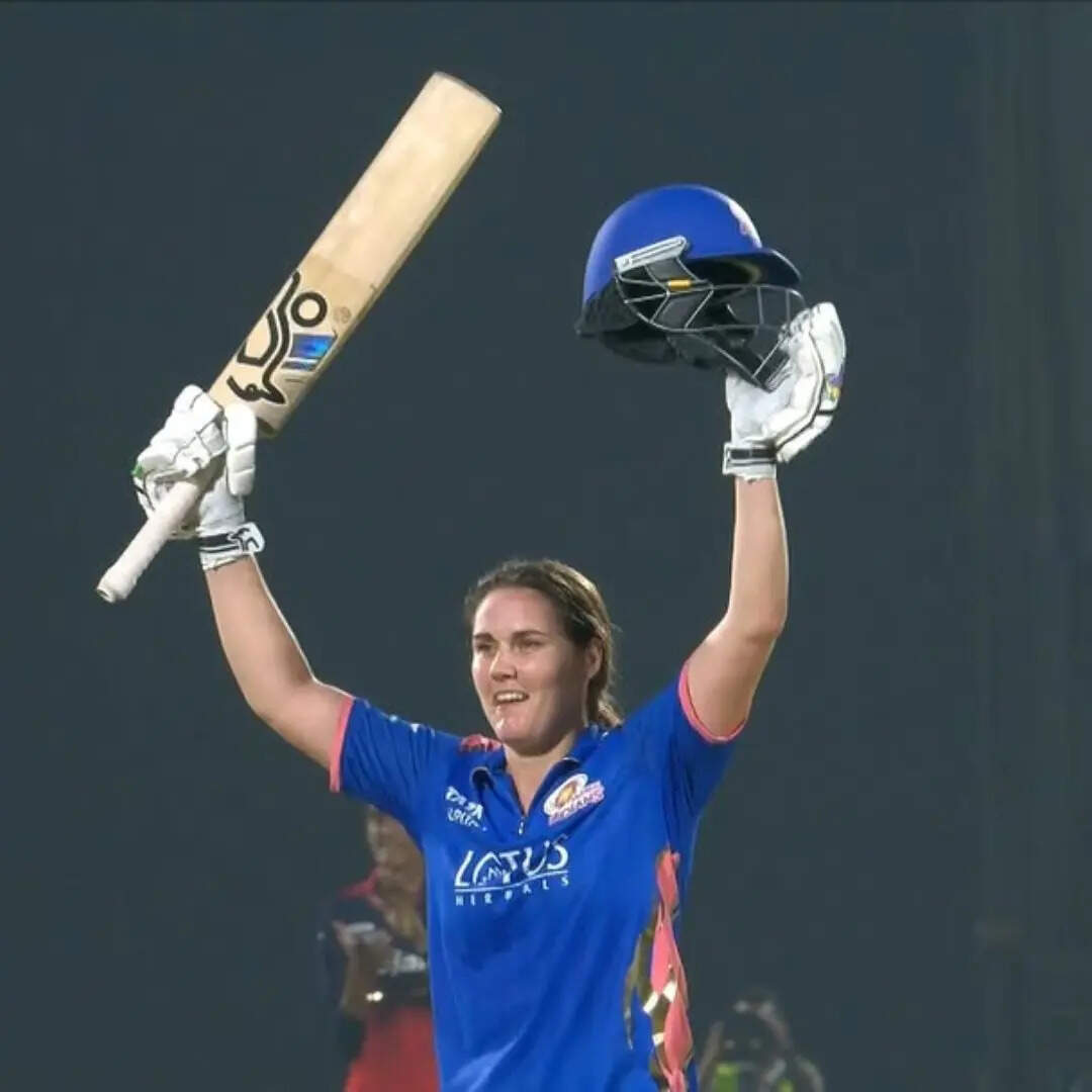 नंबर दो पर नैट सीवर ब्रंट