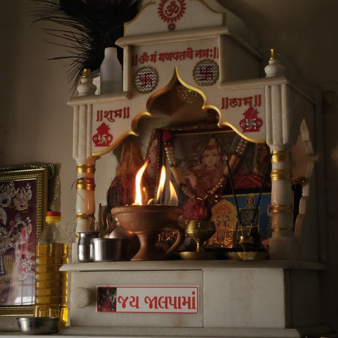 ​दुकान में किस भगवान की तस्वीर लगानी चाहिए?​
