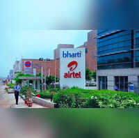 Airtel ने 40 करोड़ मोबाइल यूजर्स की बढ़ा दी टेंशन 365 दिन वाला रिचार्ज प्लान कर दिया महंगा