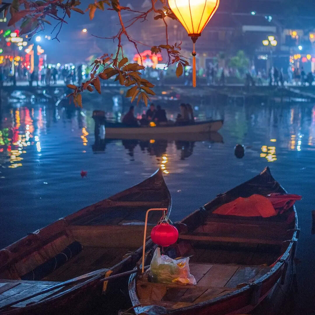 ​बुकिंग से रिलेटेड जानकारी​