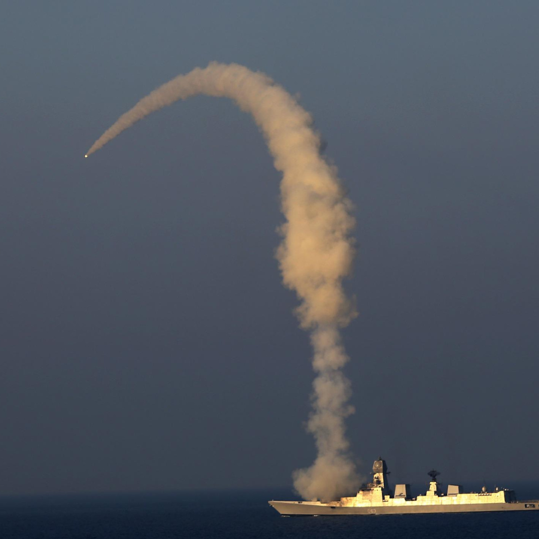 ब्रह्मोस को क्यों कहा जाता है “फायर एंड फॉरगेट”?