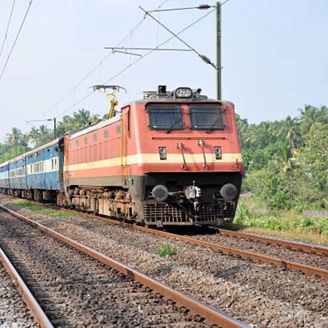 इस स्थिति में रद्द माना जाता है टिकट