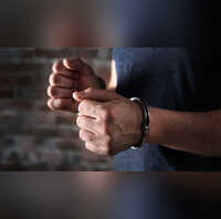 दिल्ली पुलिस की बड़ी कार्रवाई कई राज्यों में फैले ड्रग्स नेटवर्क का भंडाफोड़ 7 गिरफ्तार