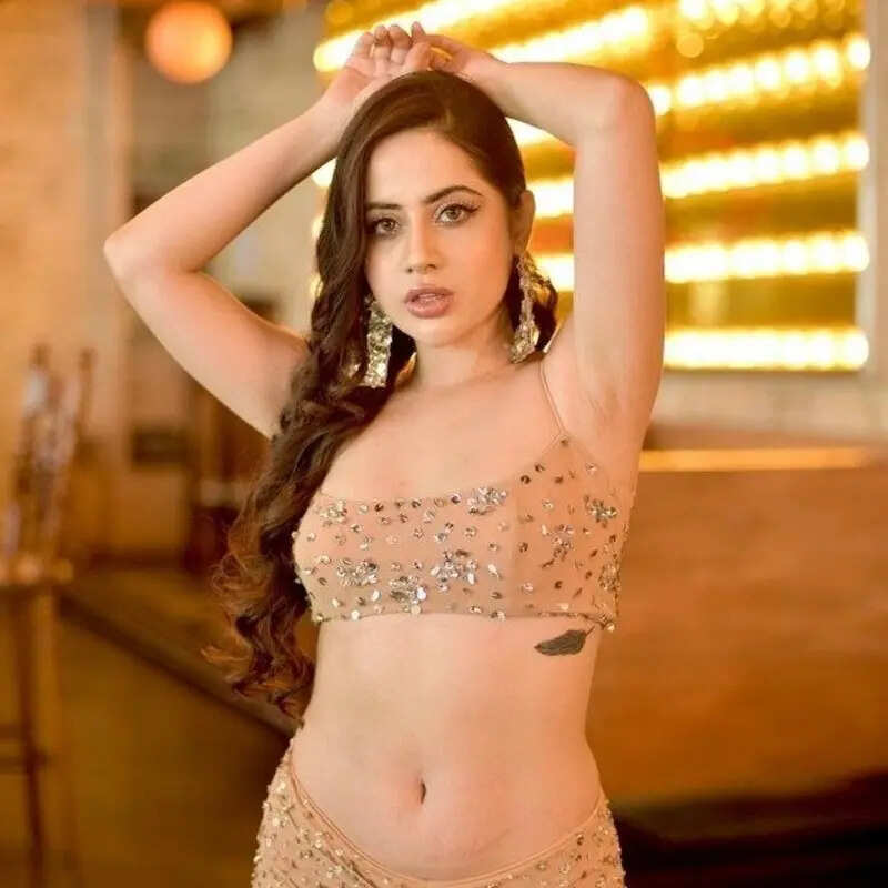 उर्फी जावेद (Urfi Javed)