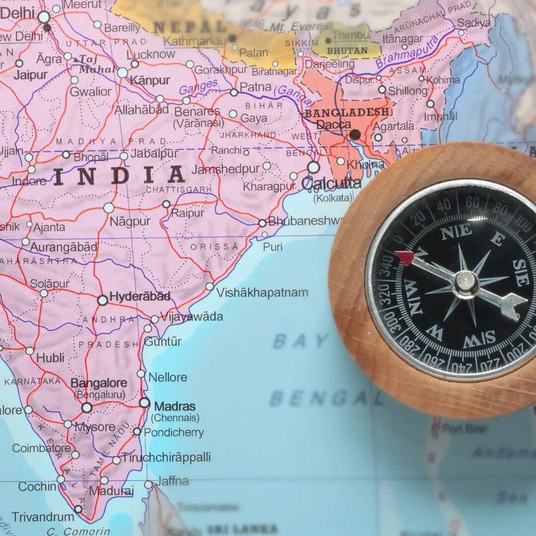 1 नॉटिकल माइल्स में कितने किमी होते हैं?