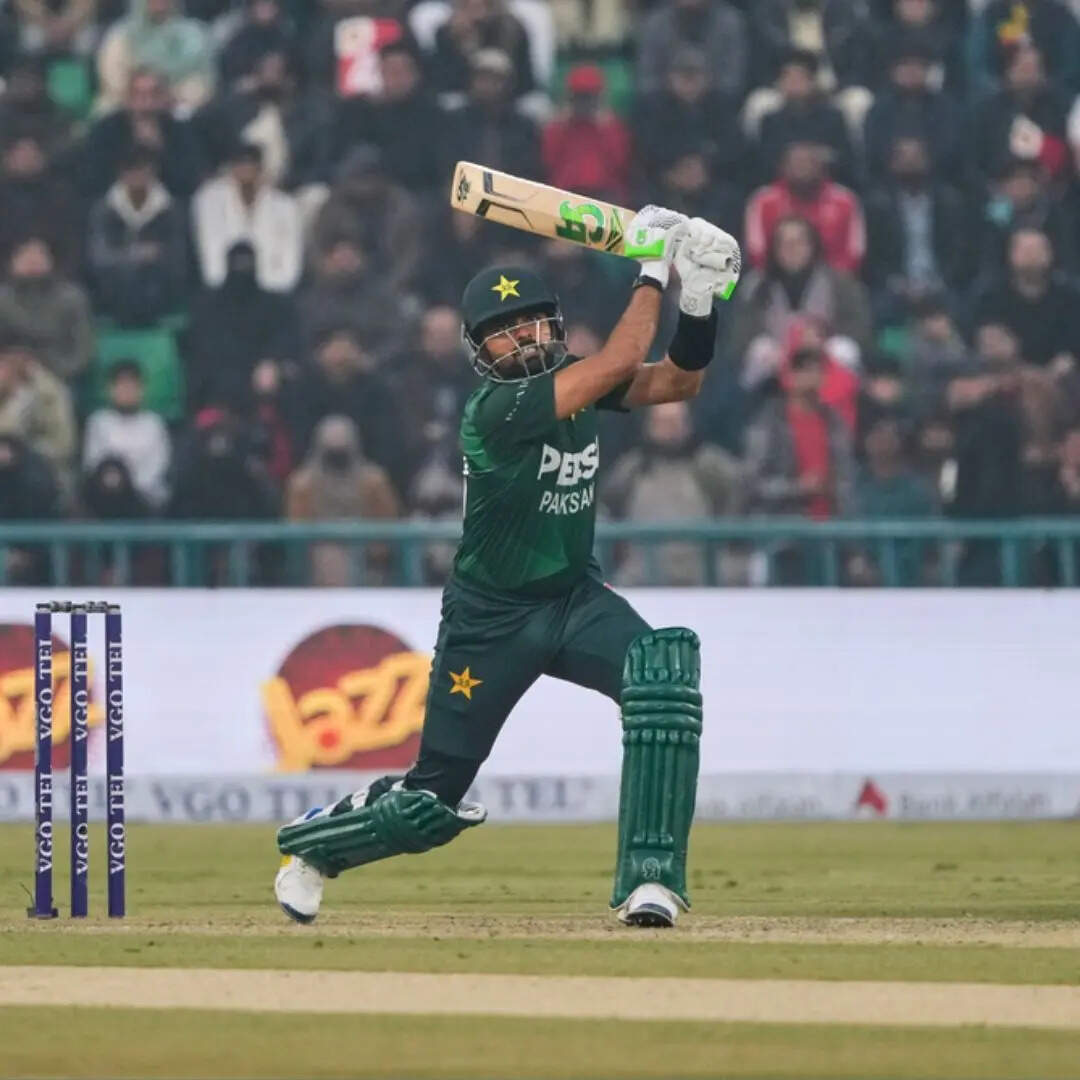 बाबर की तेज बल्लेबाजी