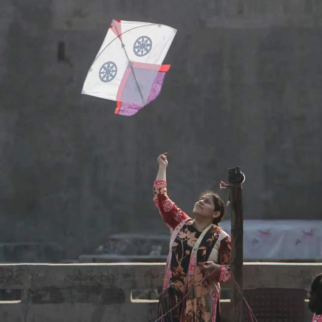 ​पाकिस्तान में कैसे मनता है बसंत फेस्टिवल​