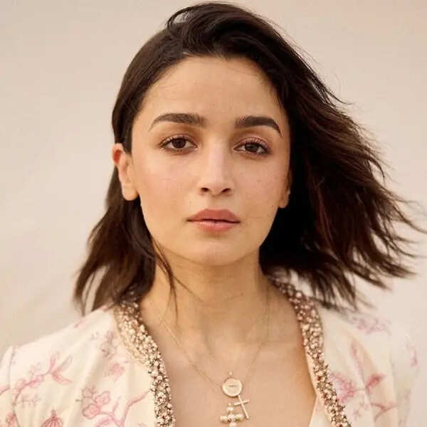 आलिया भट्ट