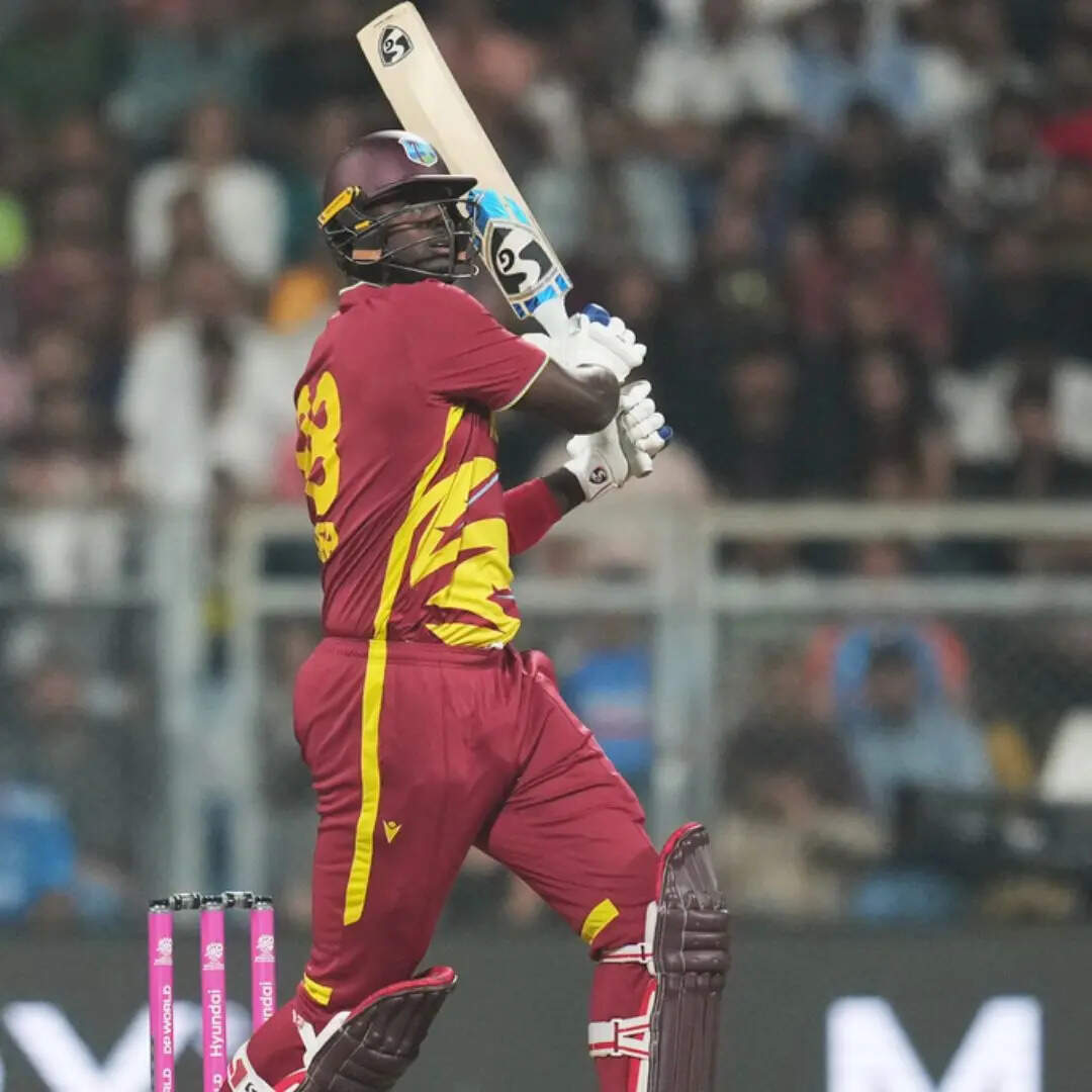 रदरफोर्ड ने जड़े सबसे ज्यादा छक्के