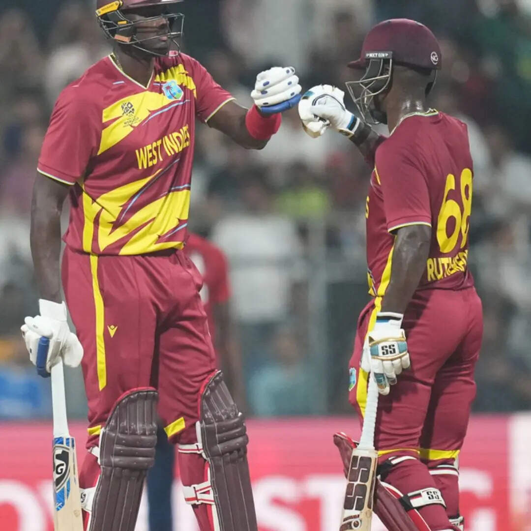 छक्कों की रेस में दूसरे स्थान पर है टीम इंडिया