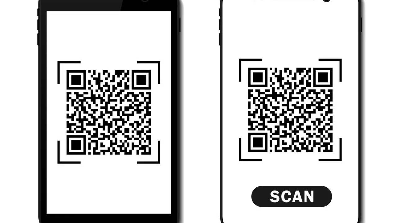 QR कोड में किसी वेबसाइट लिंक, टेक्स्ट, मोबाइल नंबर, ईमेल या पेमेंट से जुड़ी जानकारी हो सकती है। एक छोटे से कोड में काफी डेटा स्टोर किया जा सकता है। यही इसकी खासियत है।