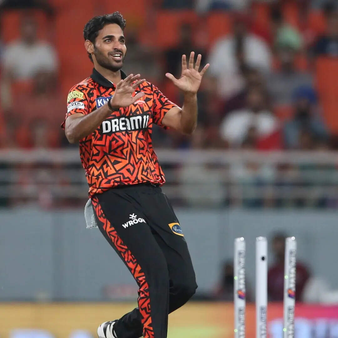 भुवनेश्वर से सिर्फ इतने विकेट पीछे हैं जसप्रीत