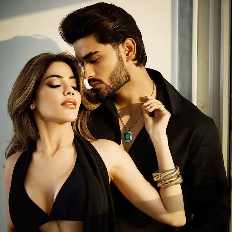 निक्की तंबोली-अरबाज पटेल (Nikki Tamboli-Arbaaz Patel)