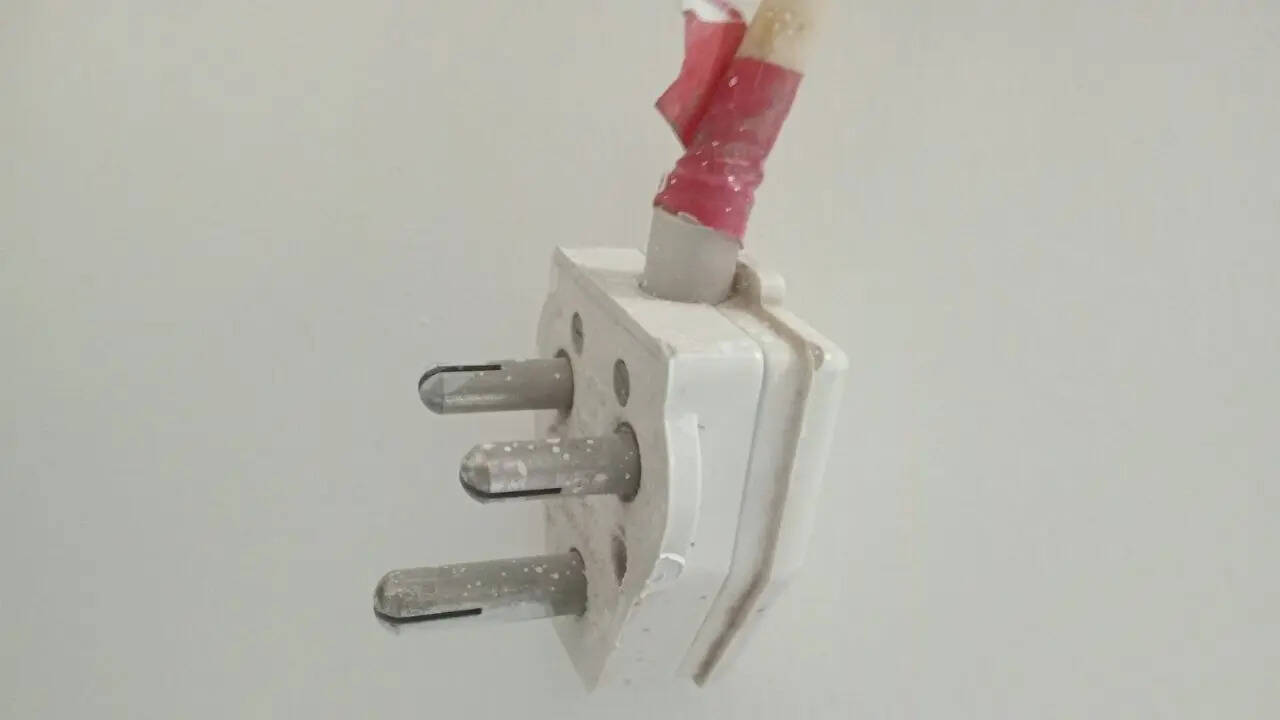 सारे प्लग में नहीं होते ये कट