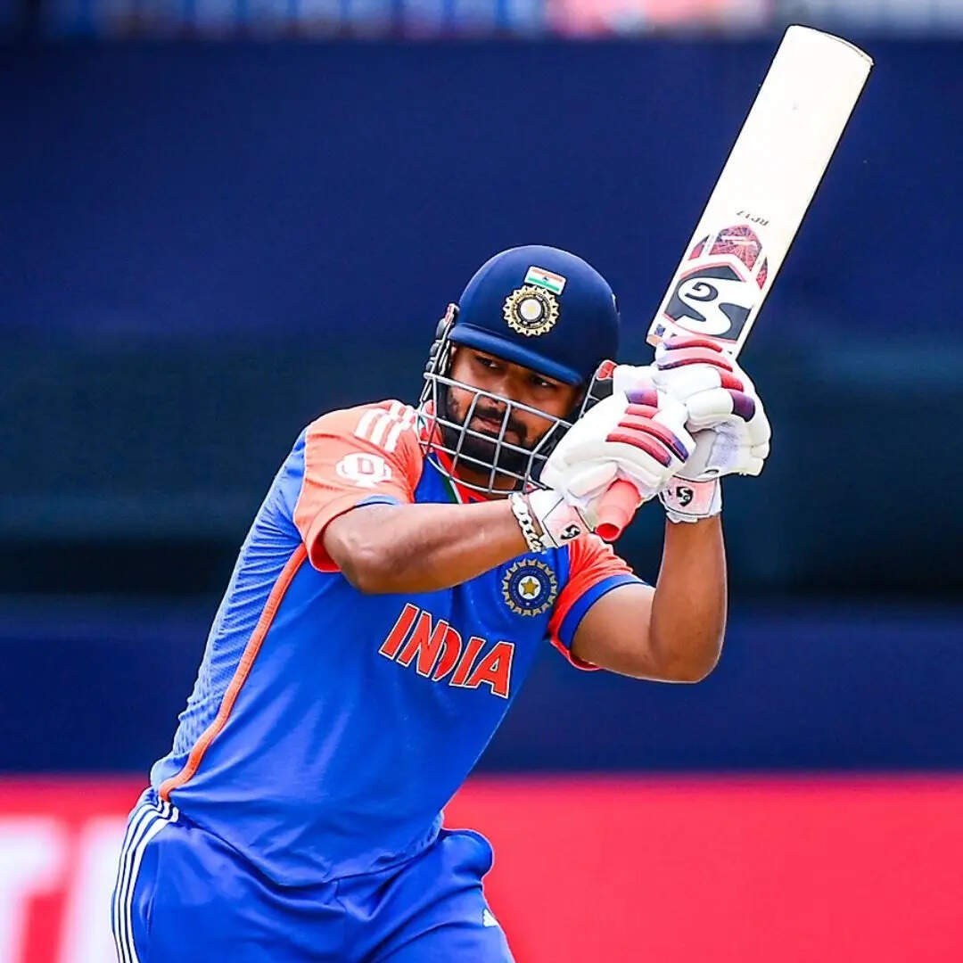 नीचे खिसके पंत