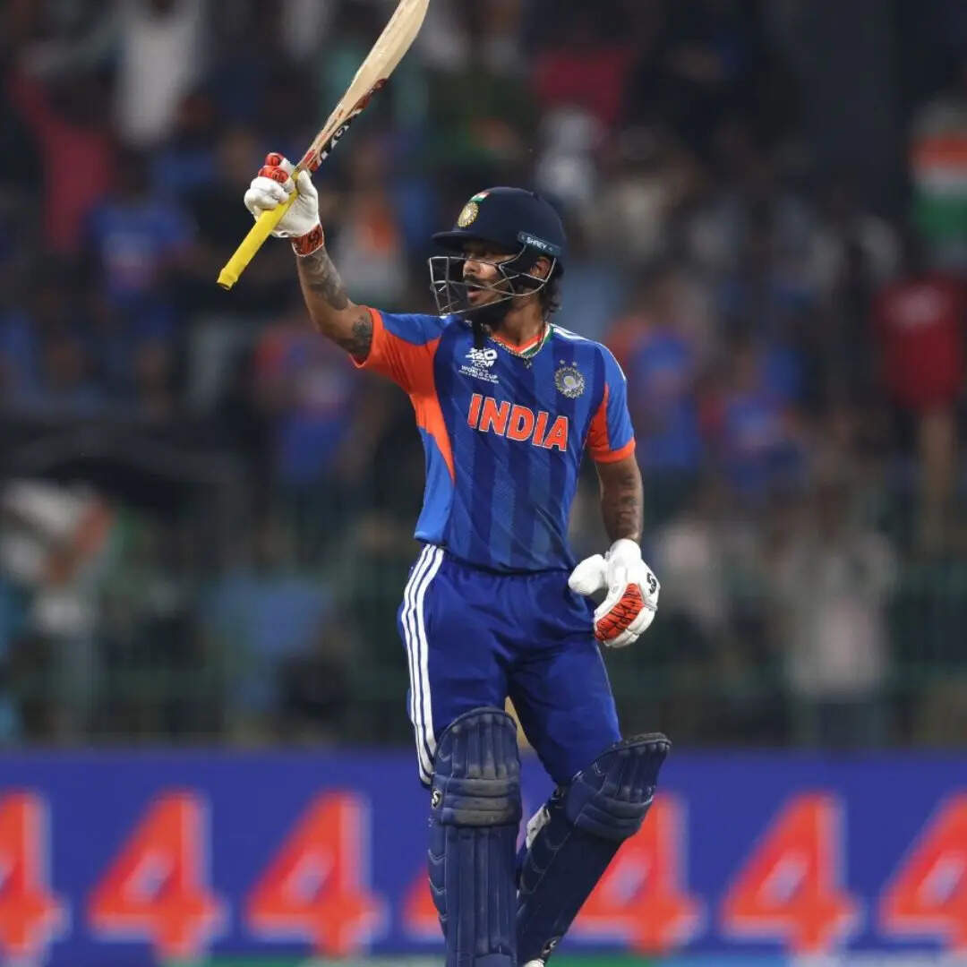 ऑस्ट्रेलिया को छोड़ा पीछे