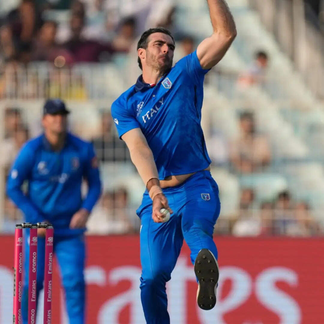 ग्रांट स्टीवर्ट ने बटोरी सुर्खियां