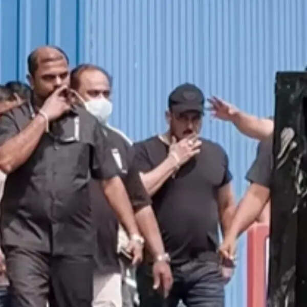 फैंस मांग रहे हैं दुआ