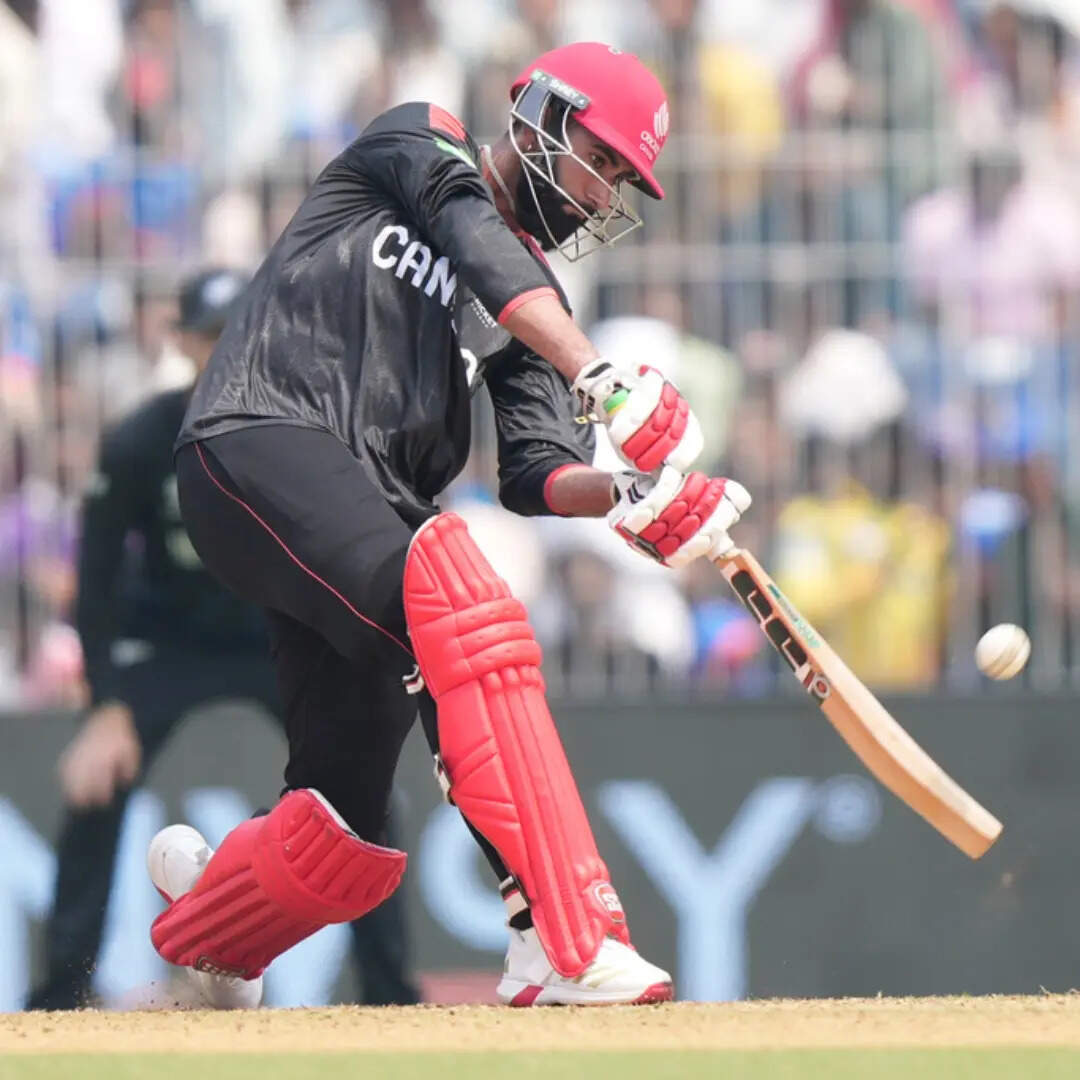 कनाडा ने बनाया बड़ा स्कोर