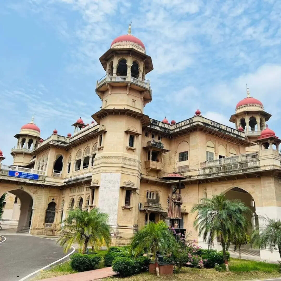 सबसे ज्यादा कॉलेज वाले टॉप 10 राज्य