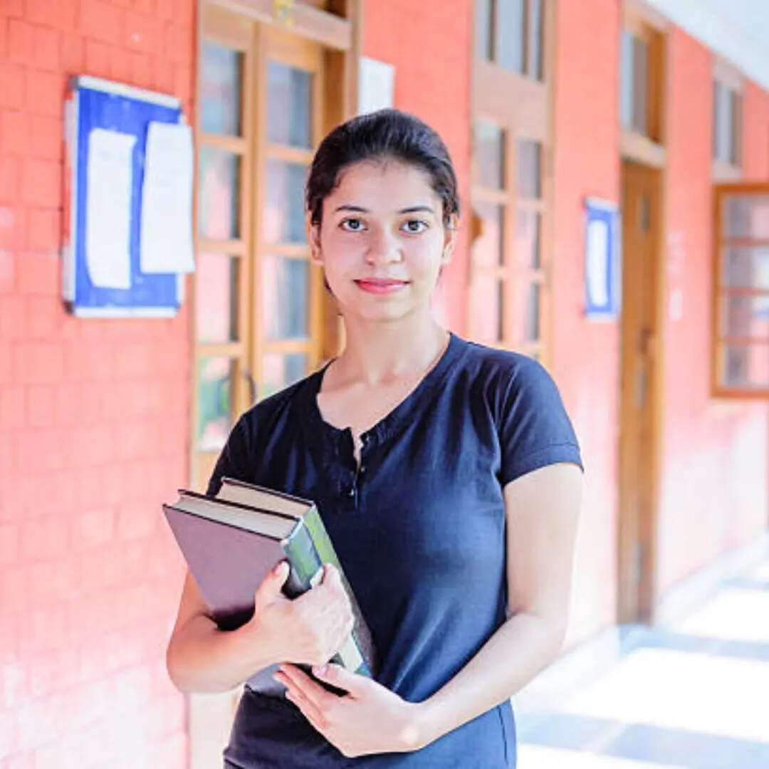प्रत्येक कॉलेज अलग अलग कोर्सेस के लिए फेमस