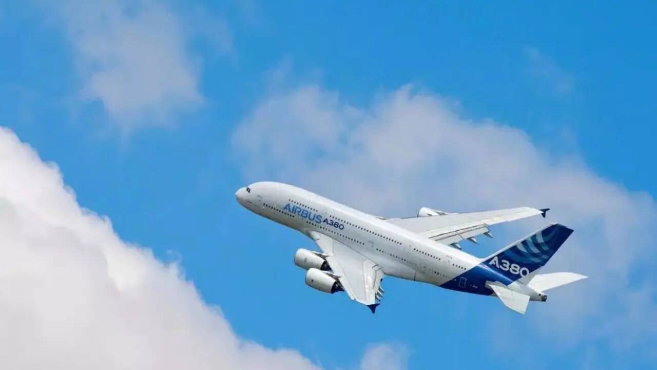 World's Largest Passenger Plane Which Country