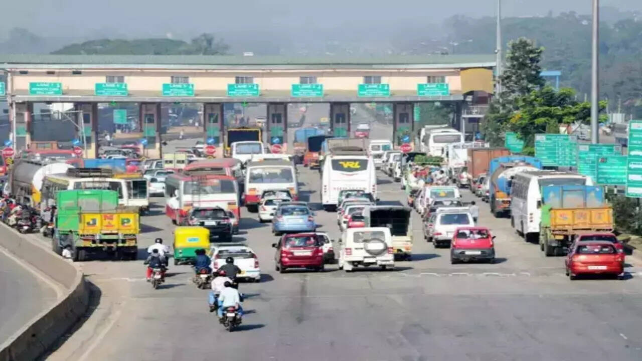 98% वाहनों में पहले से है FASTag