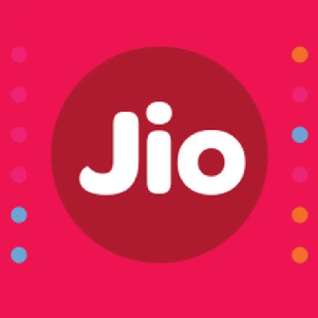 अनलिमिटेड कॉलिंग और 100 SMS प्रतिदिन