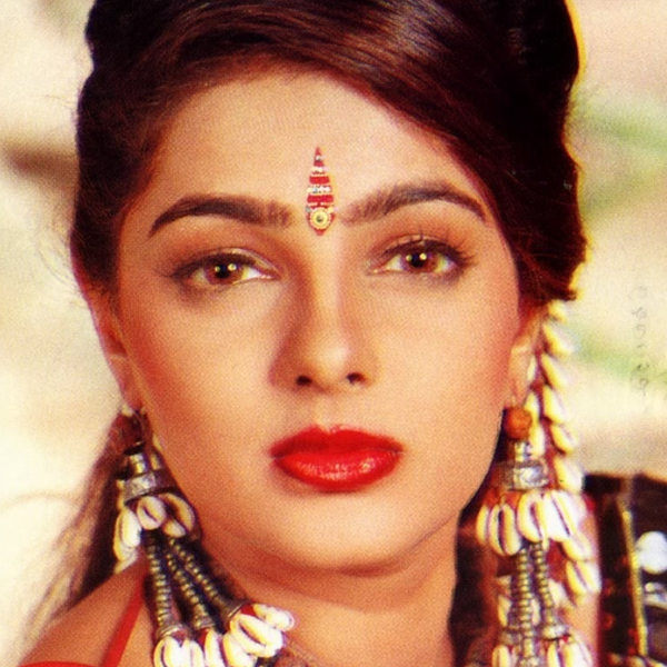 ममता कुलकर्णी