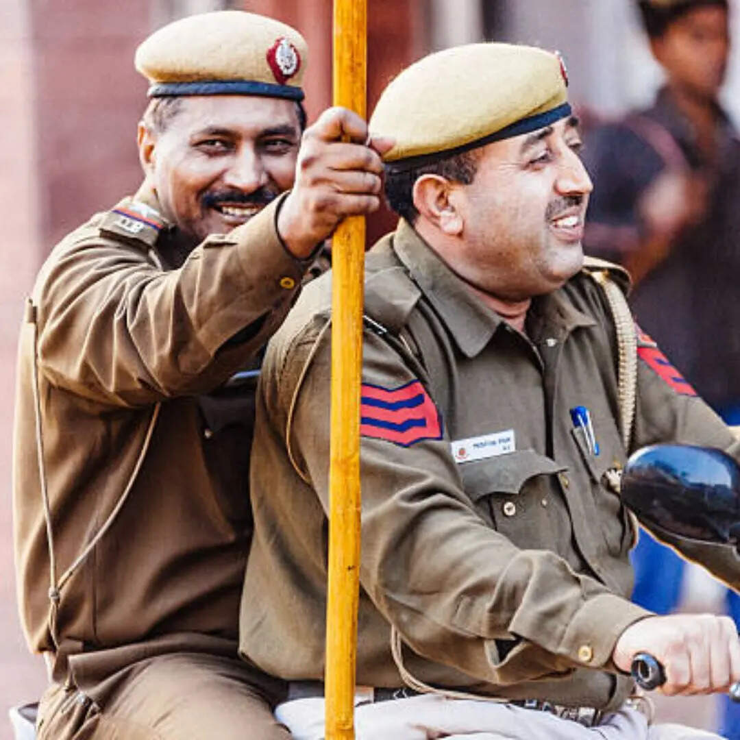कौन ज्यादा पावरफुल होता है